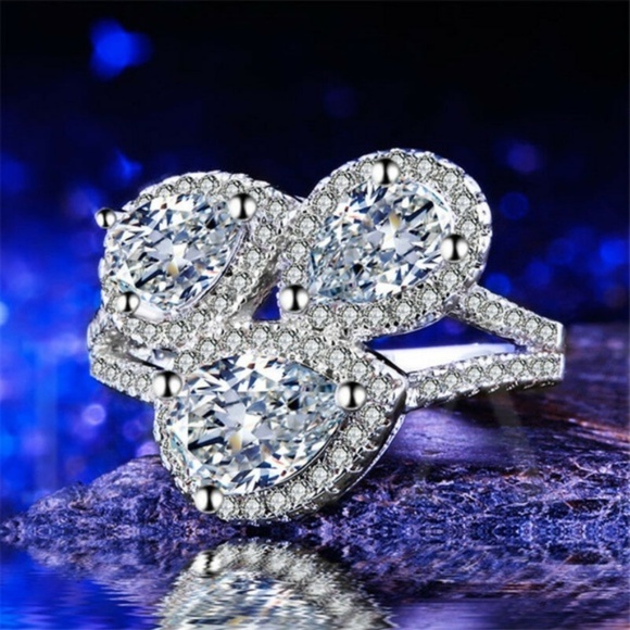 925 Silver Ring Water Drop Shape White Sapphire - Picture 3 of 4